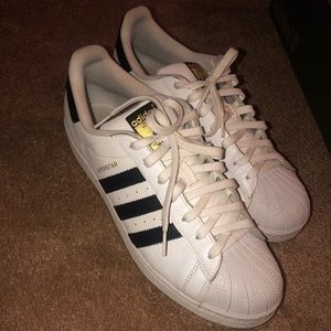 Classic Shell-toe Adidas